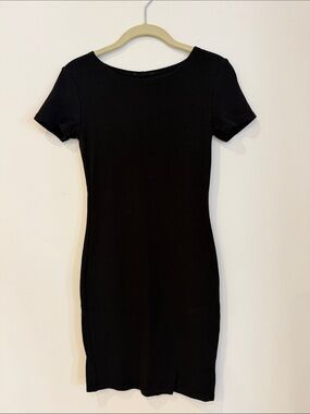 Sleek Black Short-Sleeve Mini Dress